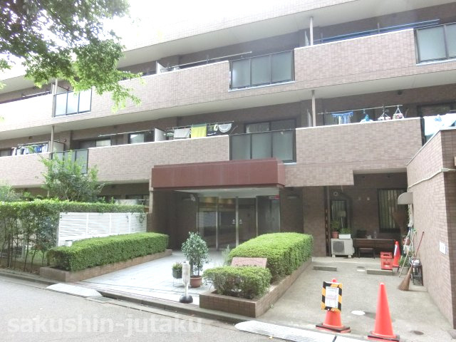 ローヤルシティ実籾　のエントランス|安心のオートロック　お洒落なエントランス