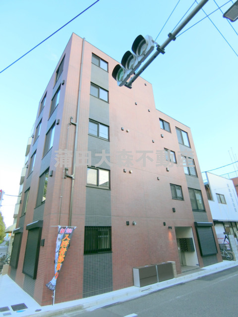 HarmonyFlatsハーモニーフラッツ蒲田の外観|2021年8月築　RC鉄筋コンクリート造地上5階建て1K~1LDKインターネット無料の高級賃貸物件！デザイナーズマンション