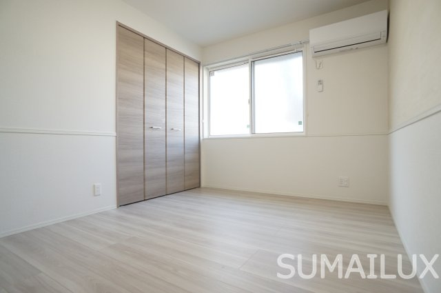 熊本市南区薄場１丁目のアパートの洋室