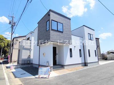 【外観】 | 豊川市金屋本町2丁目 新築一戸建て 2号棟 | 落ち着いた雰囲気の外観です