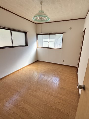 吉田戸建の洋室