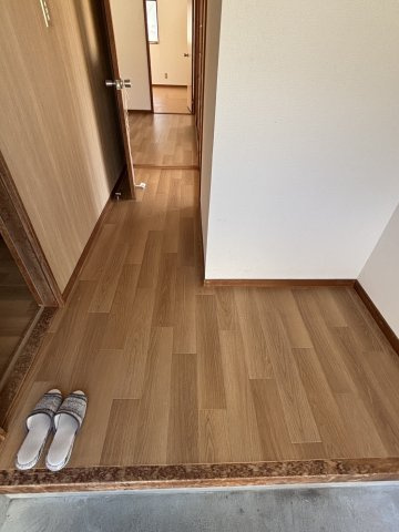 吉田戸建の玄関