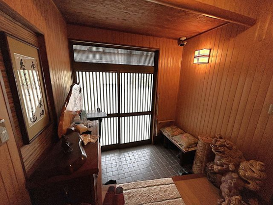 【玄関】 | 伊東市桜ガ丘　戸建