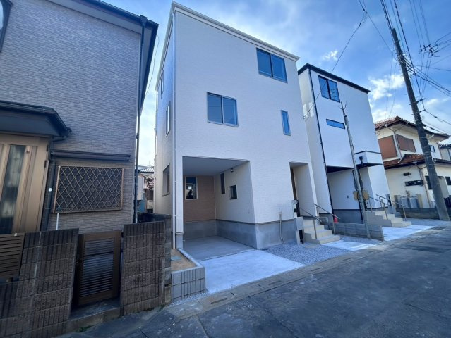 上尾市本町　3期　新築戸建　グラファーレ02の外観|現地写真