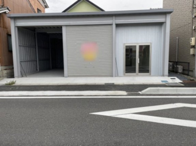 【外観】 | 富洲原町ガレージ付店舗事務所K