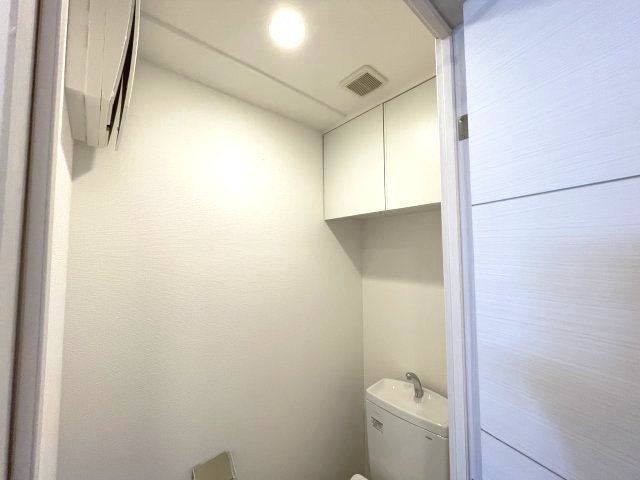 スプランディッド難波SOUTHのトイレ|イメージとして同マンション他部屋を表示しています