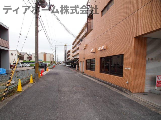 アメニティ24の駐車場