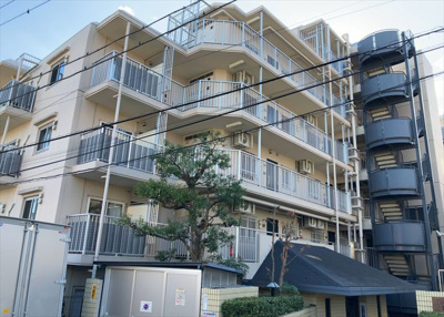 【現況写真】 | ハイネス町田 | 景色重視でお家選ぶをするとスーパーが遠い！学校が遠い！など生活をするうえで利便性で困ることもあります。まず一度現地を見学する際に、周辺の施設などがあるかを確認し、暮らし始めた後のことを想像しましょう。