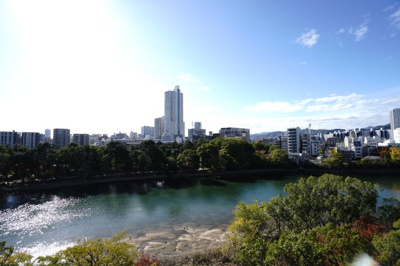 【展望】 | 【リノベ済】シャンボール広交 | 【四季を感じる】
四季の移ろい・爽やかな青空や風を感じられ
自然を愉しめるパノラマビュー。
毎日の暮らしに余裕を感じさせてくれる、
遮る物の無い開放的な眺望を是非、ご堪能ください。