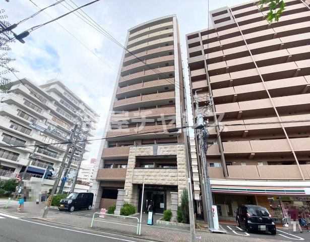 プレサンスSAKAEリバースタイルの外観