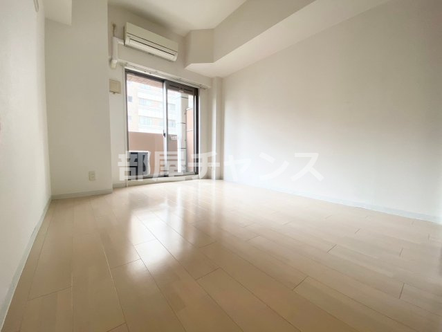 プレサンスSAKAEリバースタイルの居間・リビング