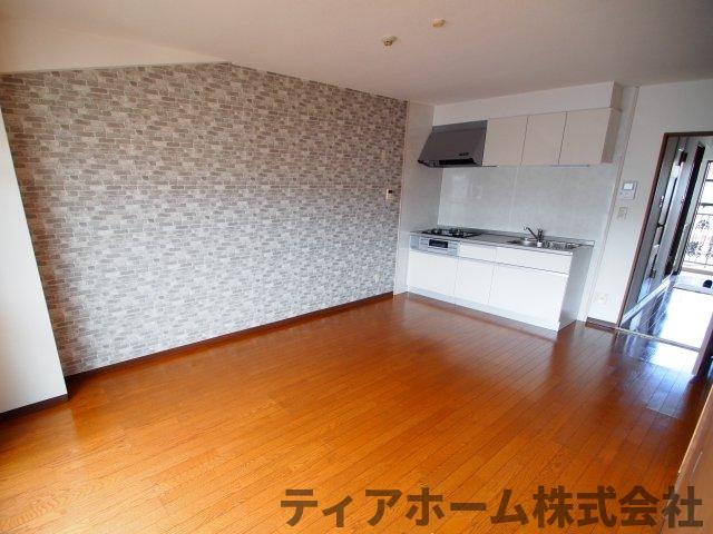 香芝市関屋の賃貸マンションの居間・リビング|おしゃれなリビングです