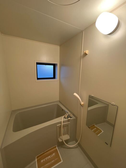 グランドゥールⅡの浴室|きれいなお風呂です