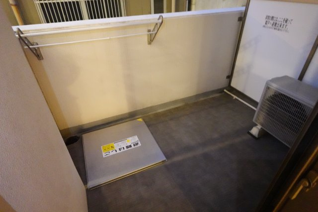 【バルコニー】 | セレニテ谷九プリエ