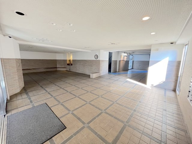 原パークホームズのエントランス