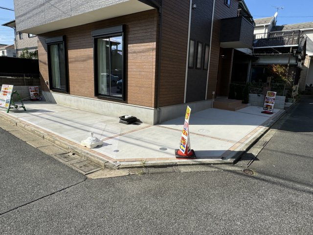 葛飾区西水元1丁目新築戸建【幸田小学校：10分】の駐車場|駐車スペース２台分完備