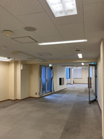 スカイラークビルの内装