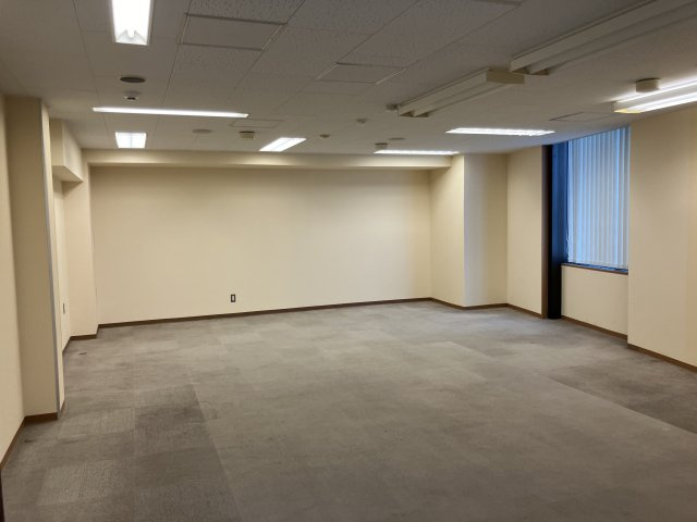 スカイラークビルの内装