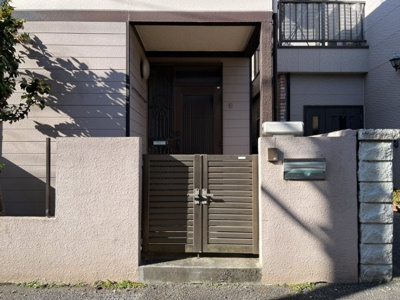【エントランス】 | 稲越戸建