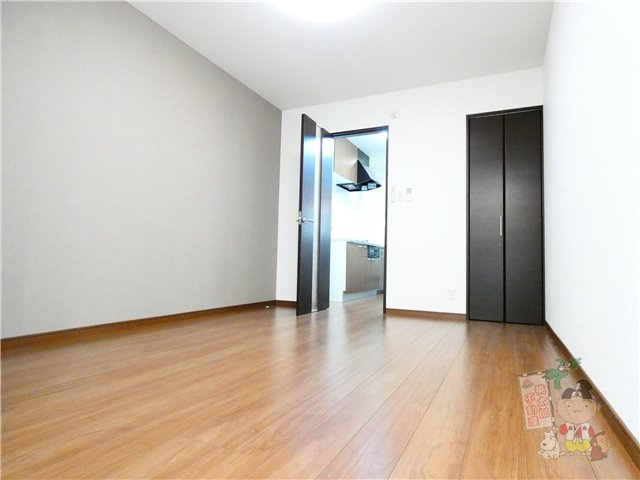 ボヌール西川原の居間・リビング