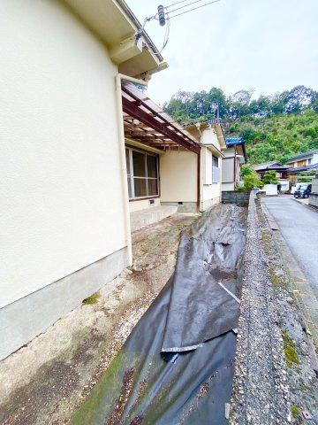 K様重根平家の庭
