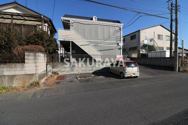 サニーハイツ大谷守の駐車場