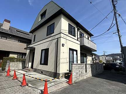 広島市安佐南区西原８丁目　中古一戸建ての外観