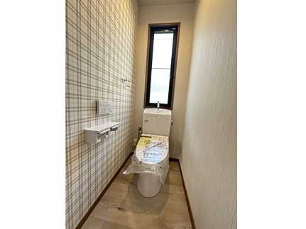 広島市安佐南区西原８丁目　中古一戸建てのトイレ