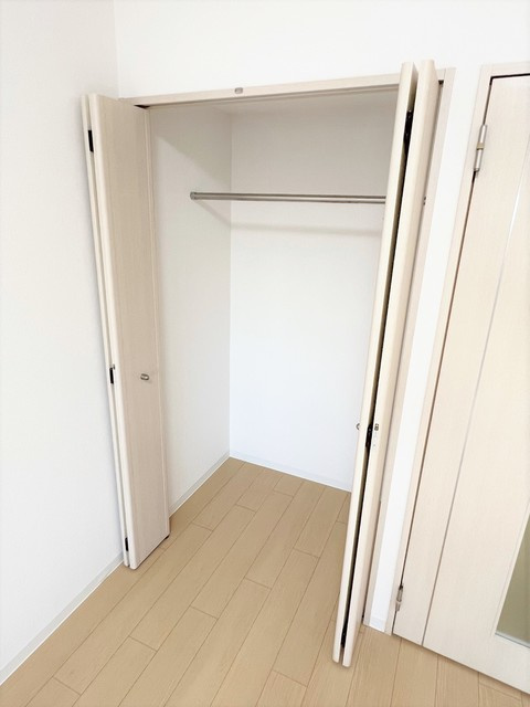 HF今池南レジデンスEASTの収納|同間取り画像使用
実際のお部屋と色などが異なる場合がございます。