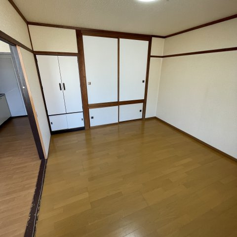 孝武マンションの内装