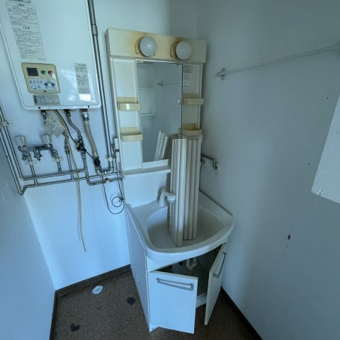 孝武マンションの洗面所