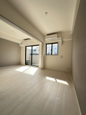 【寝室】 | スプランディッド茨木天王