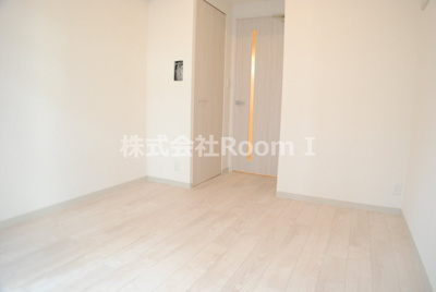 【居間・リビング】 | プレサンス天満橋チエロ | ゆったりとしたリビングです