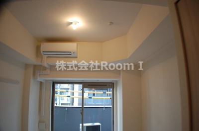 【洋室】 | プレサンス天満橋チエロ | 明るい洋室です