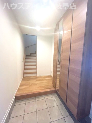 【玄関】の画像