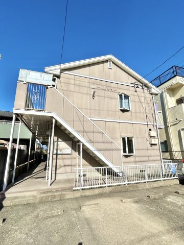 アネックスエルの外観