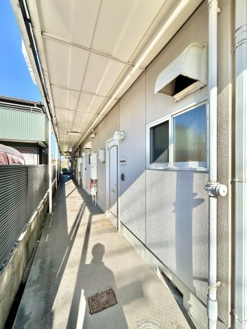 アネックスエルのロビー