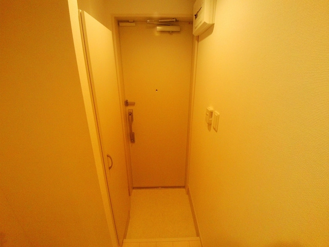 リブリ・式部の玄関