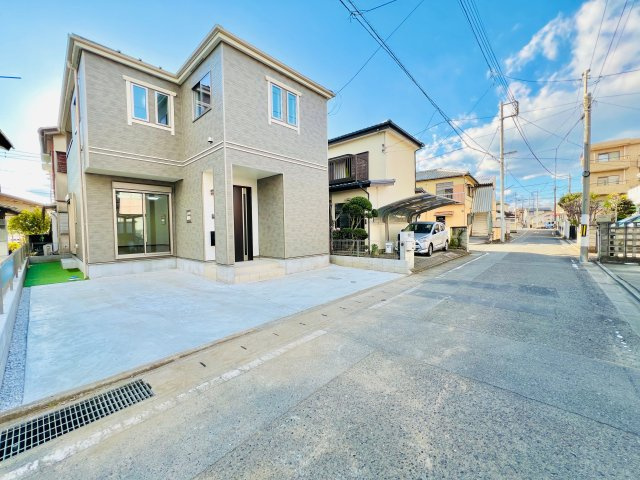 高崎市竜見町の前面道路含む現地写真|閑静な住宅地◎