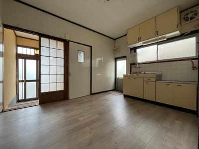 【洋室】 | 寺川2戸1貸家