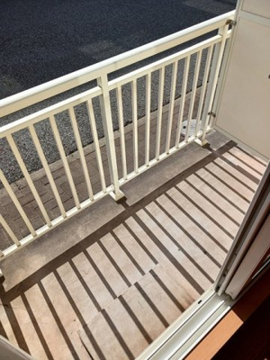 【バルコニー】 | アルカンシエルⅡ | 陽当たり良好なバルコニーです