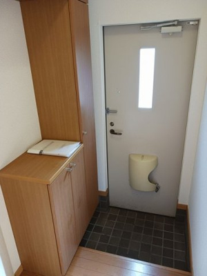 【玄関】 | アルカンシエルⅡ | 落ち着いた玄関です