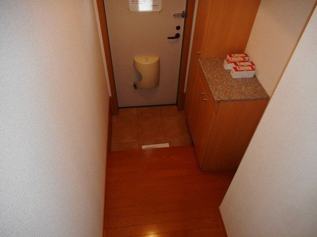 ブリズⅢの玄関|落ち着いた玄関です