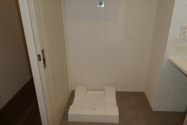 倉敷市日吉町のアパートのその他|洗濯機置き場
