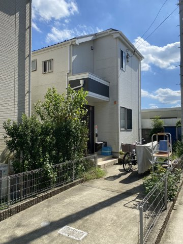 三鷹市大沢5丁目・中古戸建の駐車場