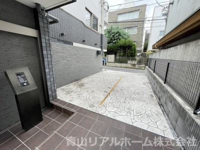 【エントランス】 | ミライエ表参道