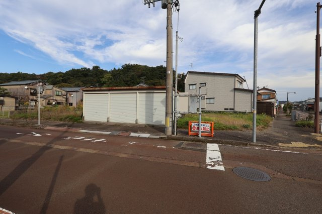 嶺崎2丁目アイウ車庫
