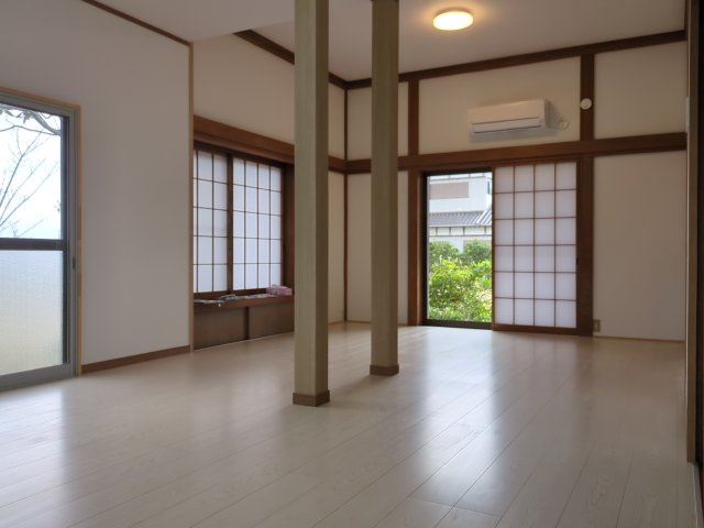 【居間・リビング】 | 山武市本須賀　中古戸建