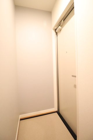 FLAT RIVER （フラットリバー）の玄関