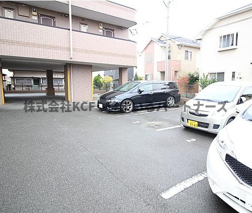 ヴィラコートはなみづきの駐車場|駐車場があります